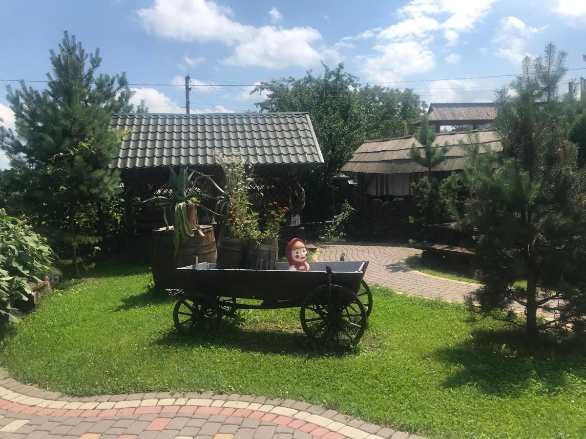 Sadyba Pidkova Pystan Exteriér fotografie