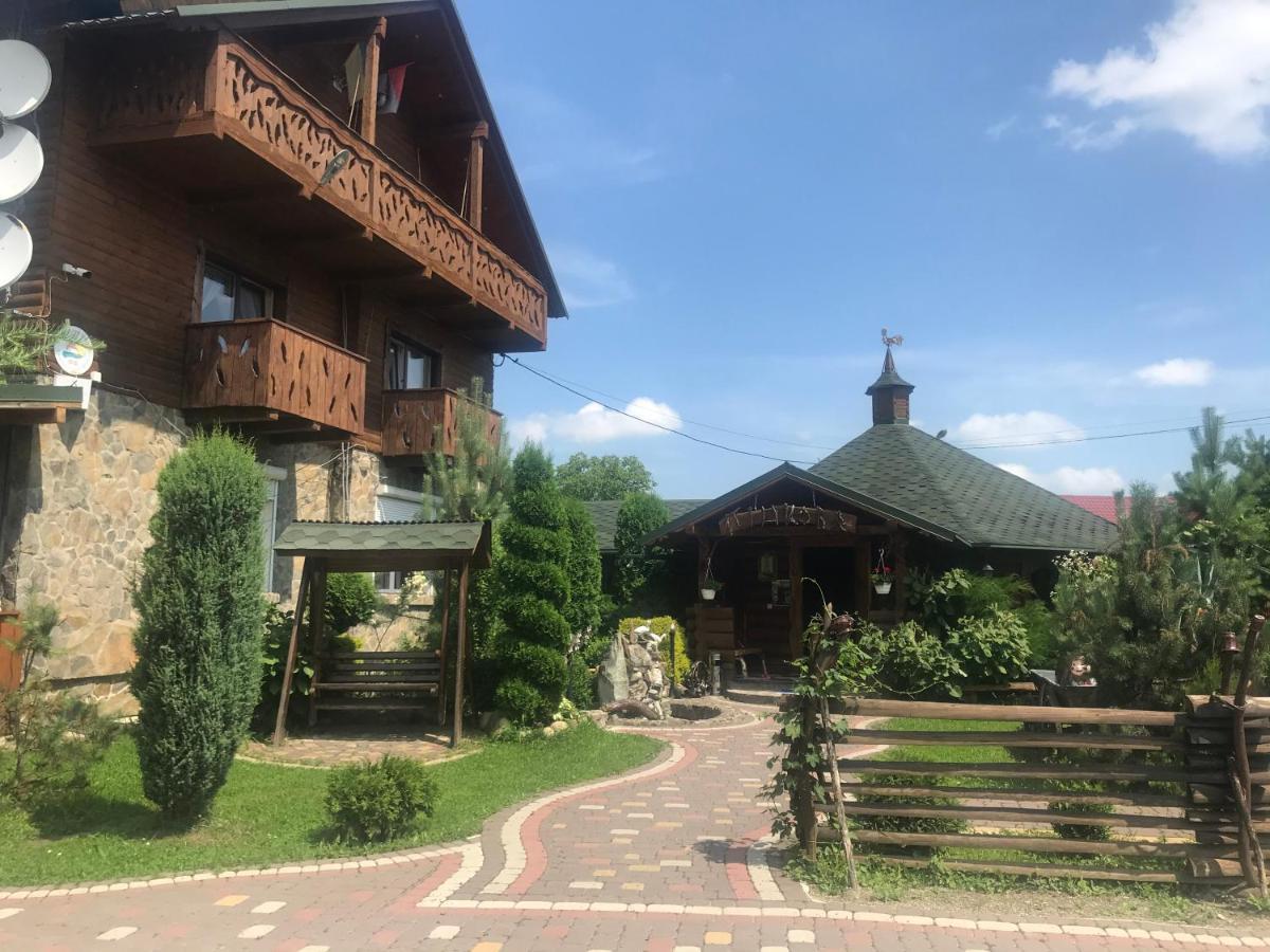 Sadyba Pidkova Pystan Exteriér fotografie